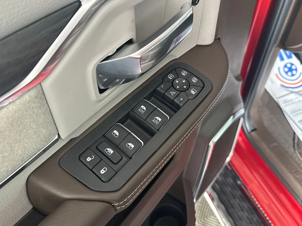 New 2026 Molten Red Pearl-Coat Exterior Paint RAM Laramie image 14