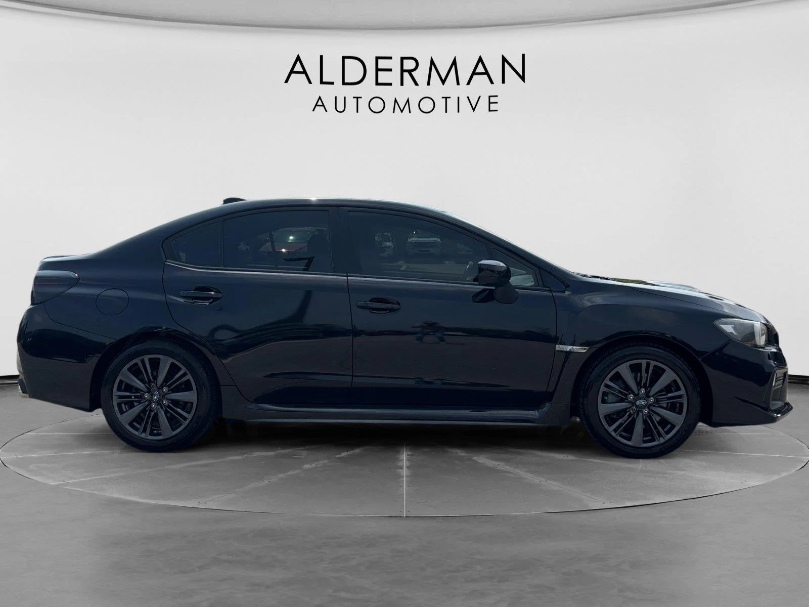 Used 2018 Crystal Black Silica Subaru Base image 6