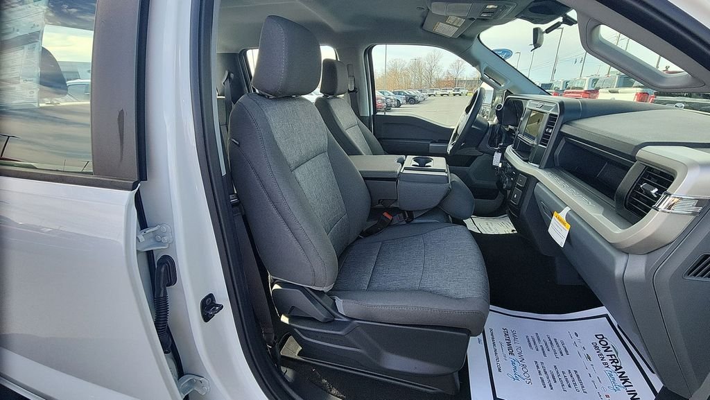 New 2026 Oxford White Ford F-250® XL image 29