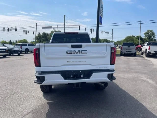 New 2026 Glacier White Tricoat GMC Denali Ultimate image 5