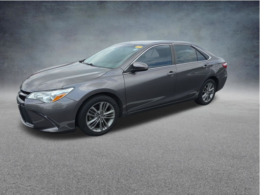 Used 2015 Gray Toyota SE image 12