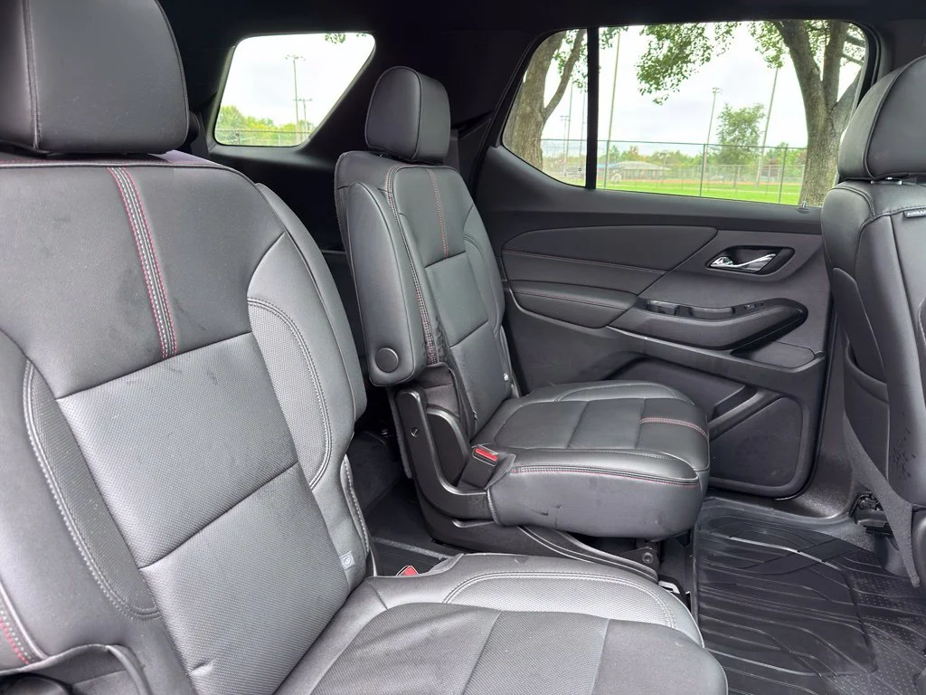 Used 2023 Red Chevrolet RS image 34