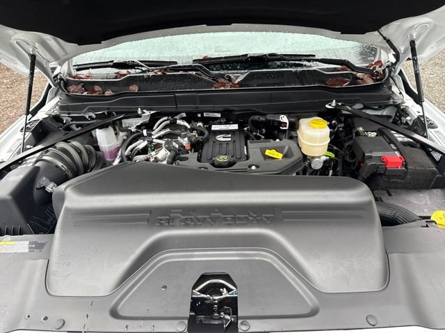 New 2026 Bright White Clear-Coat Exterior Paint RAM Big Horn image 28