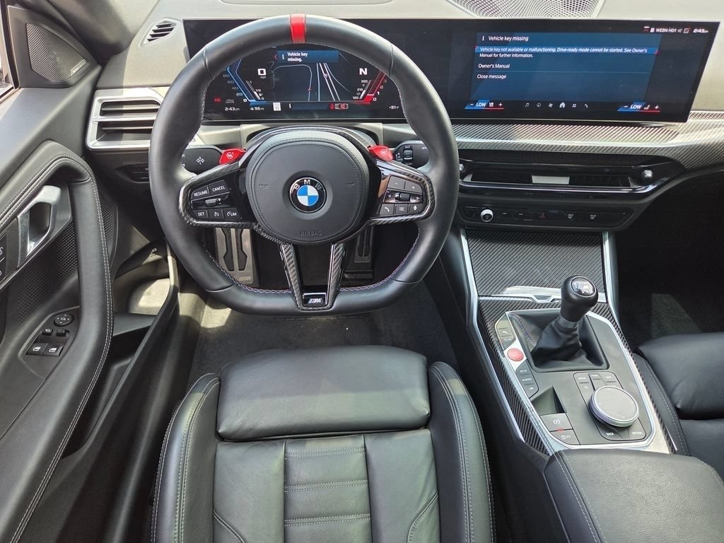 Used 2025 Alpine White BMW Base image 4
