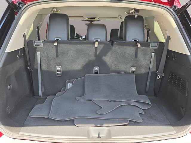Used 2023 Scarlet Nissan SL image 37