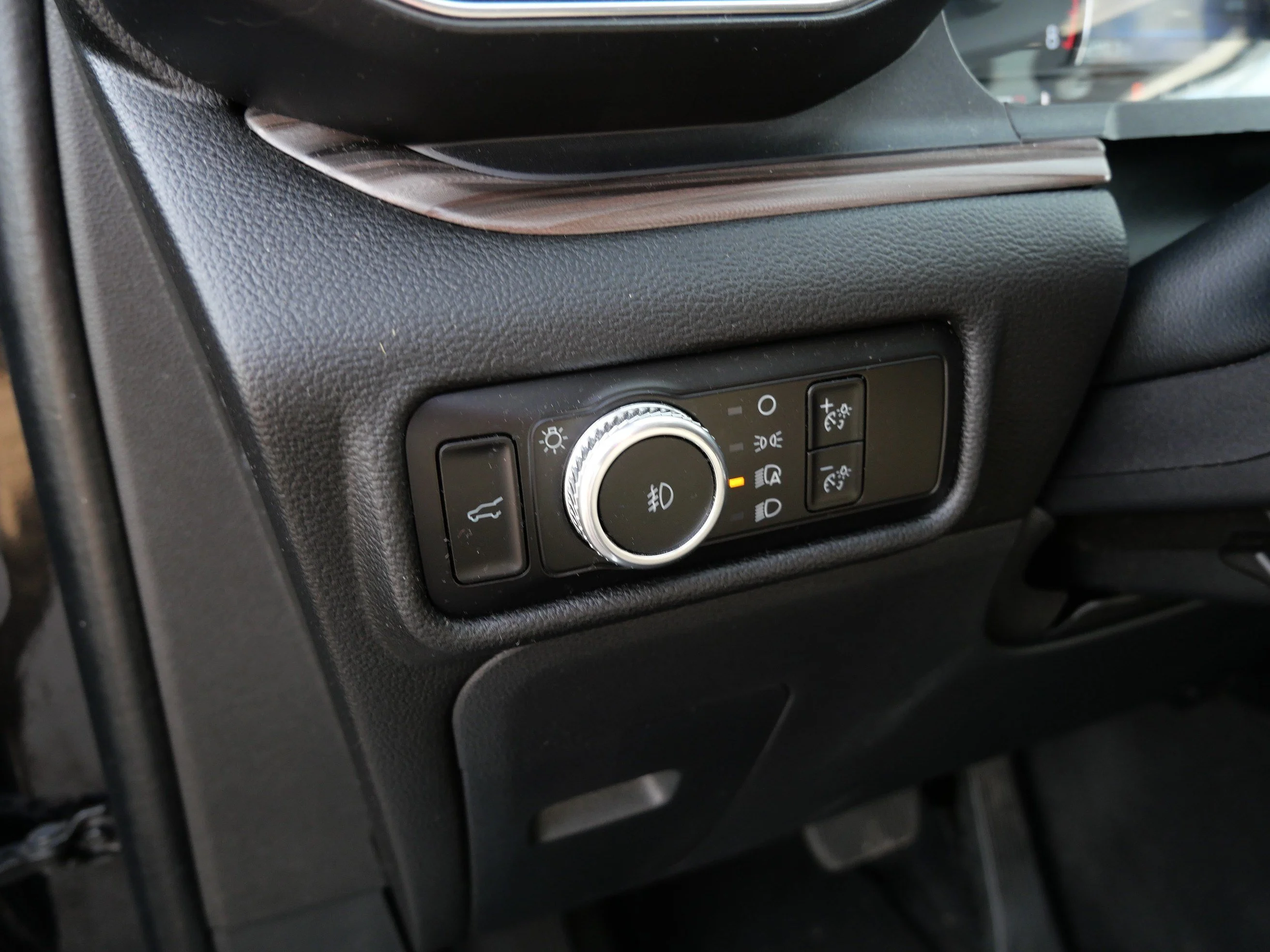 Used 2023 Agate Black Metallic Ford Limited image 23