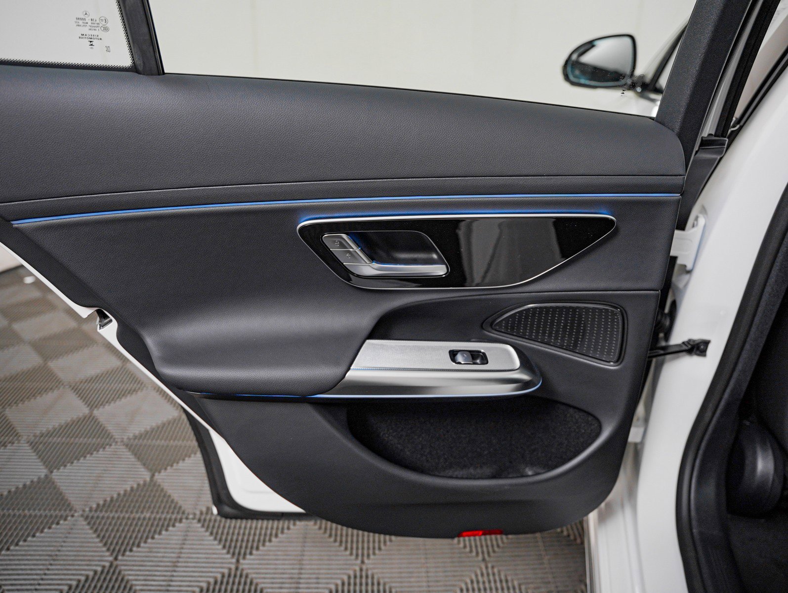 New 2026 Polar White Mercedes-Benz E 350 image 21
