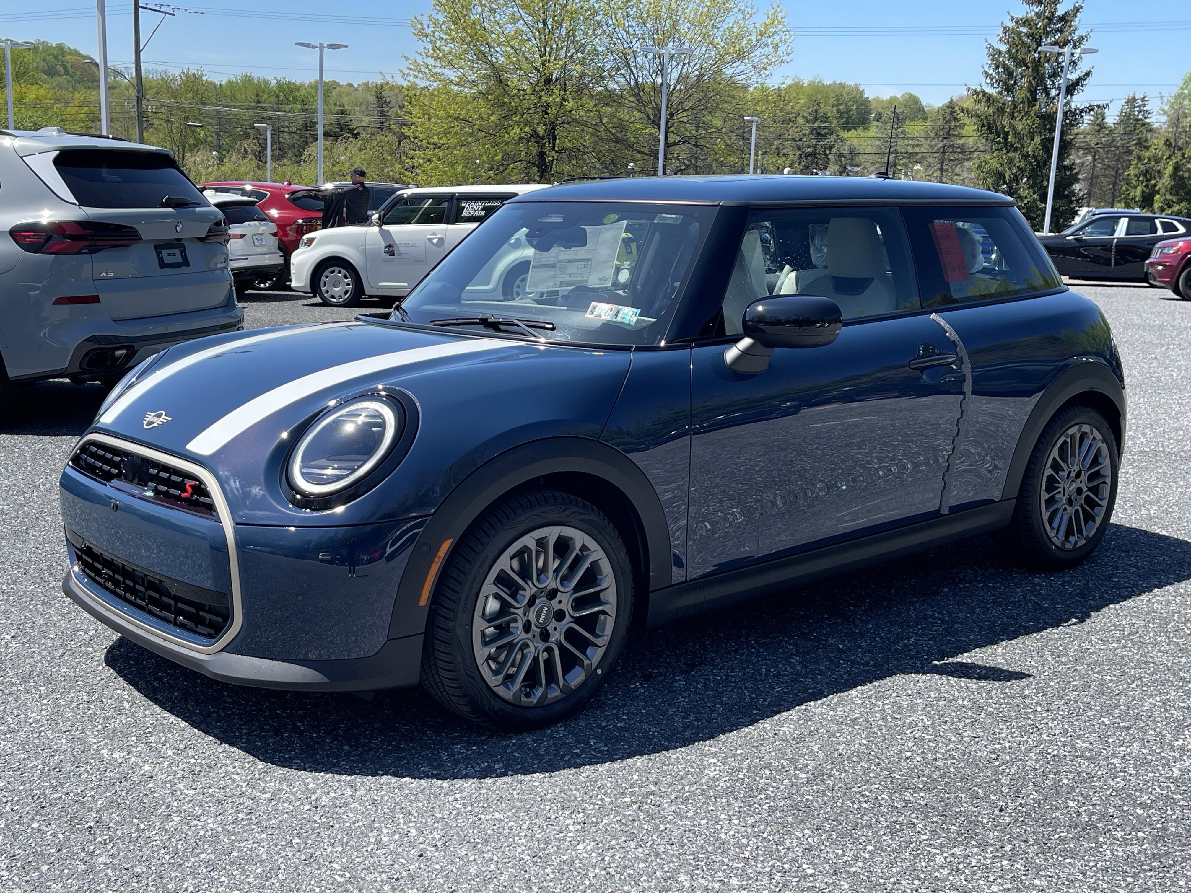 2026 MINI Hardtop Cooper S's photo