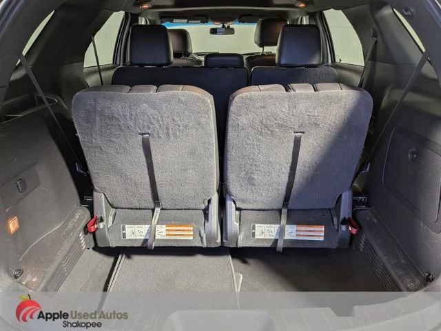 Used 2015 Silver Ford XLT image 11