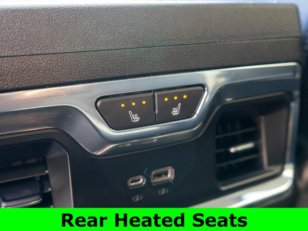 Used 2024 White GMC Denali image 15
