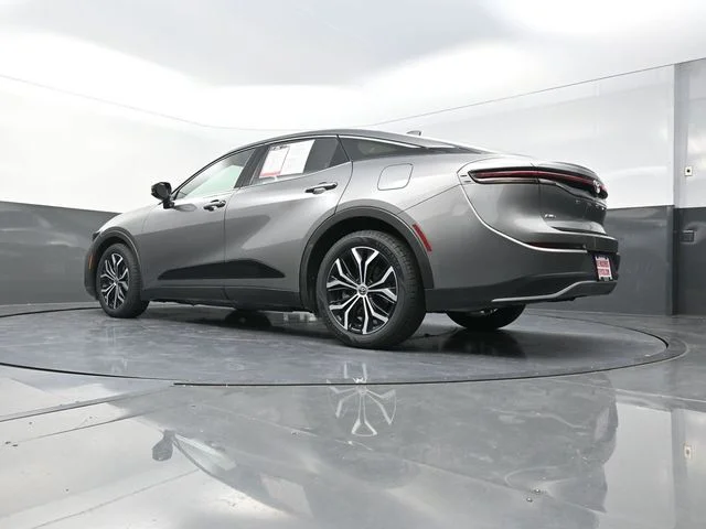 Used 2023  Toyota XLE image 34