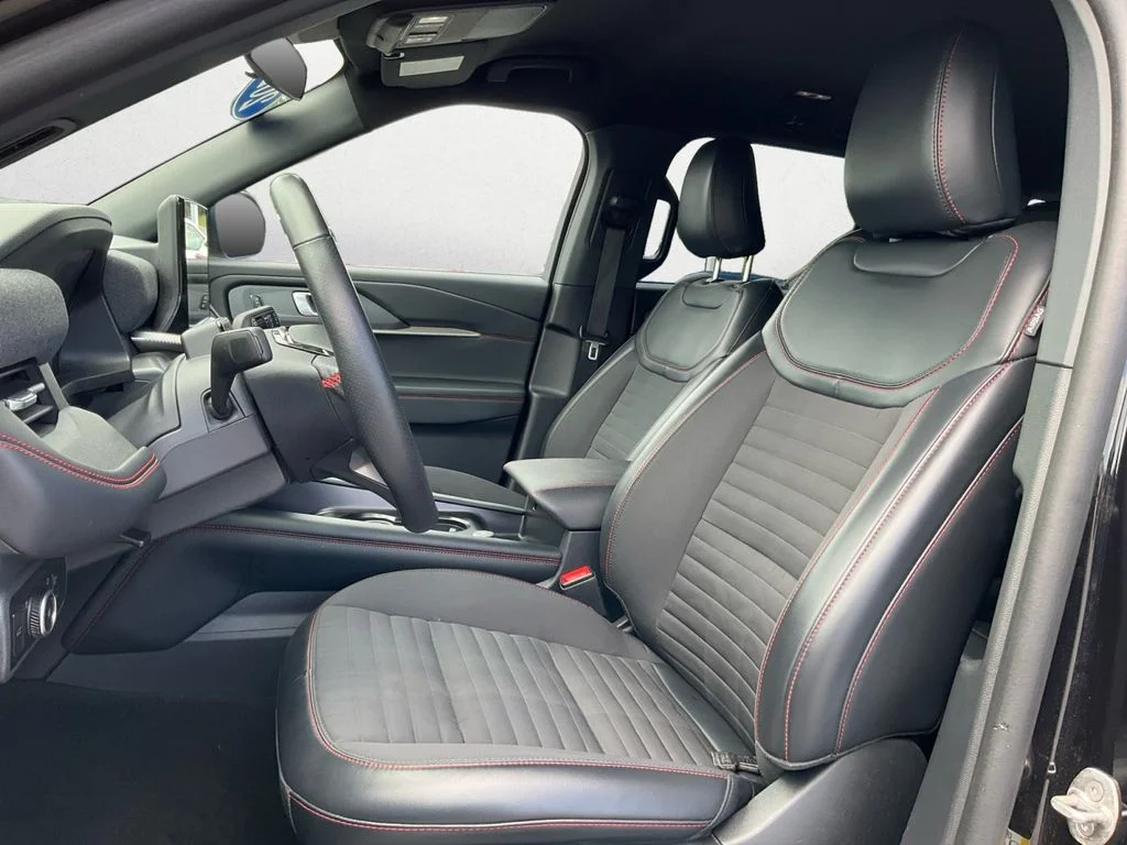 Used 2025 Black Ford ST-Line image 24