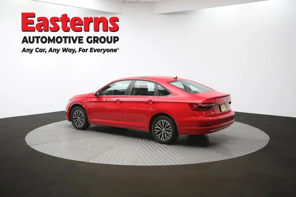 Used 2019 Red Volkswagen SEL image 63