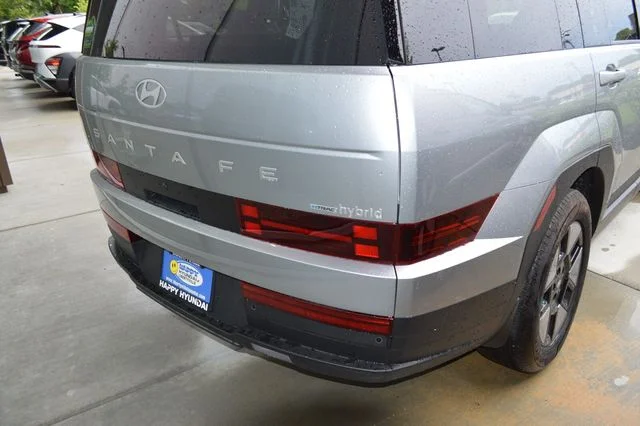 Used 2026 Silver Hyundai SE image 5