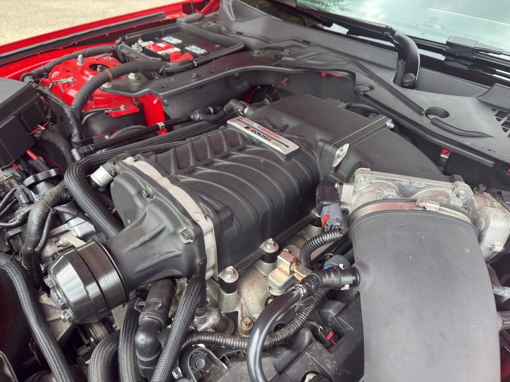 Used 2015 Race Red Ford GT Premium image 31
