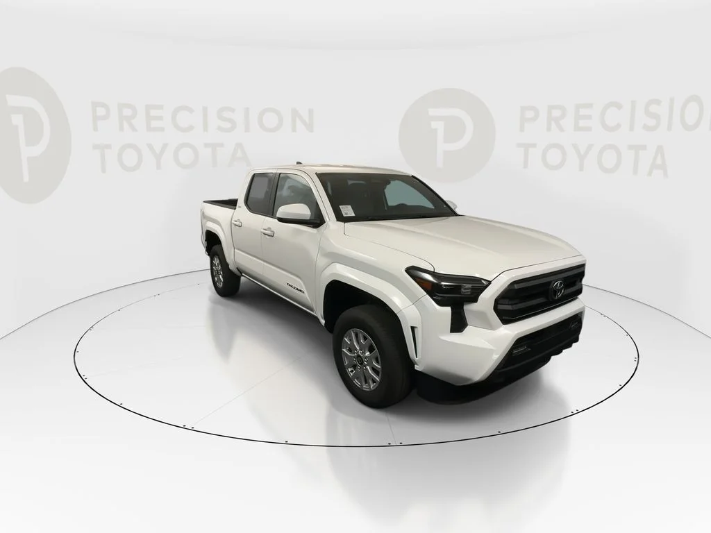 New 2026 Ice Cap Toyota SR5 image 3