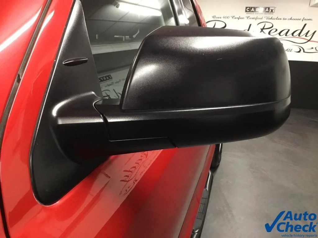 Used 2014 Red Toyota SR5 image 21