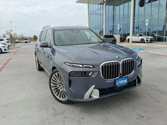 2024 BMW X7 xDrive40i's photo