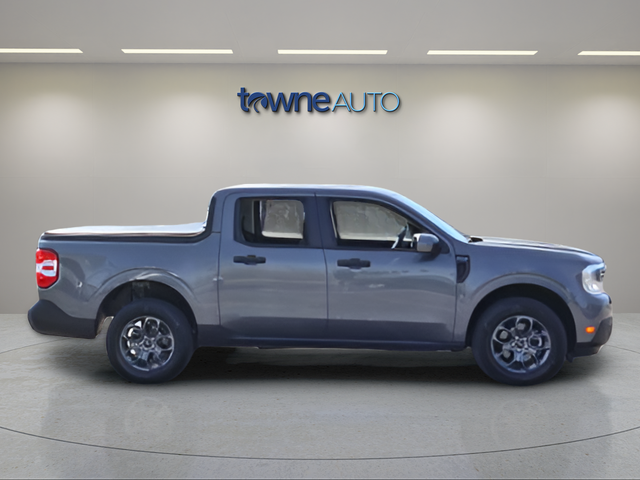 Used 2023 Gray Ford XLT image 8