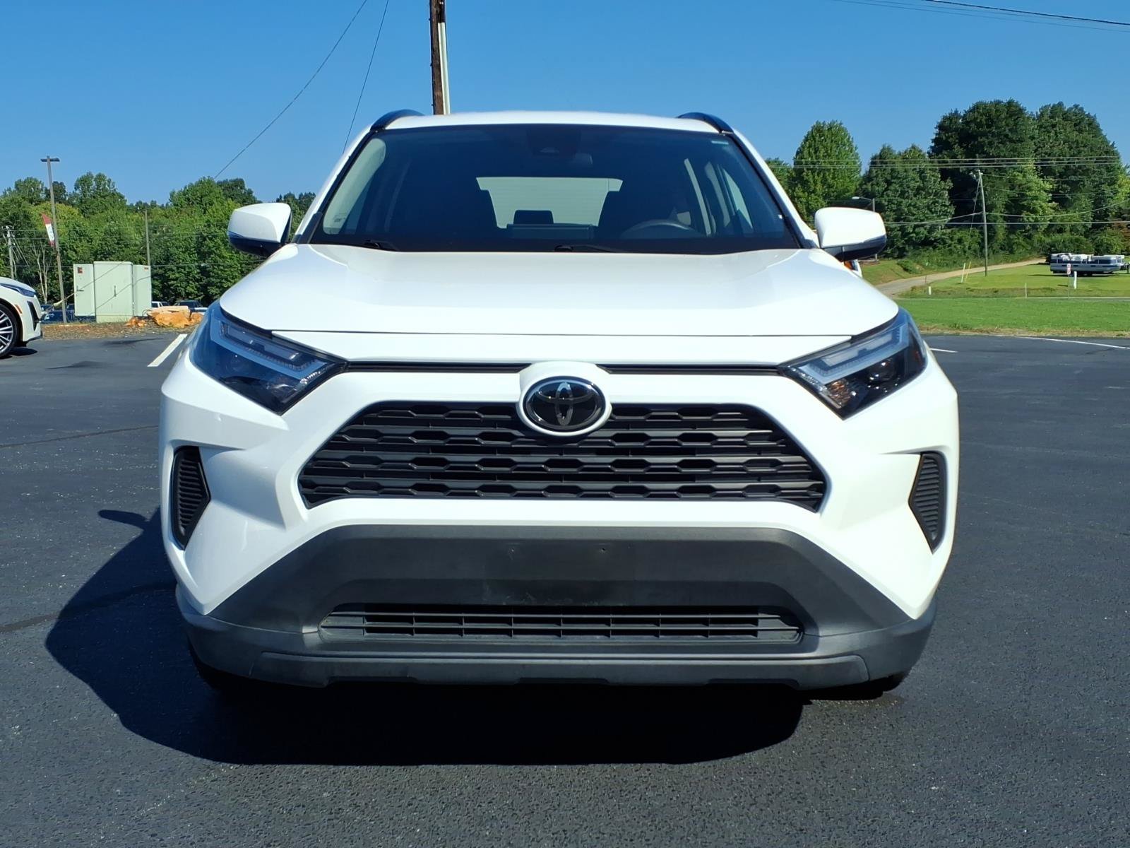 Used 2024 Ice Cap Toyota XLE image 8