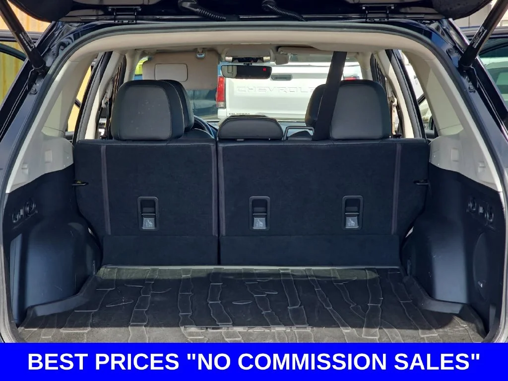 Used 2021 Crystal Black Silica Subaru Touring image 12