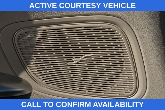 Certified Used 2026 White Mercedes-Benz GLC 300 image 39