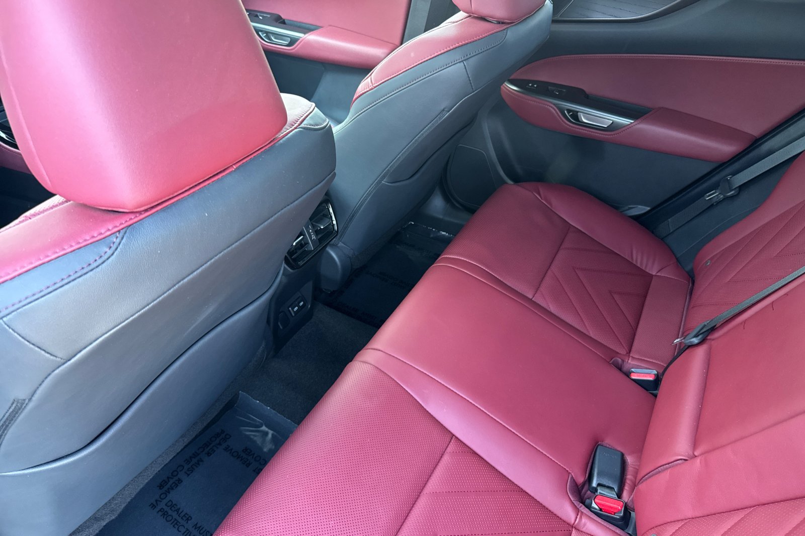 2024 Lexus NX 350 - Photo 12