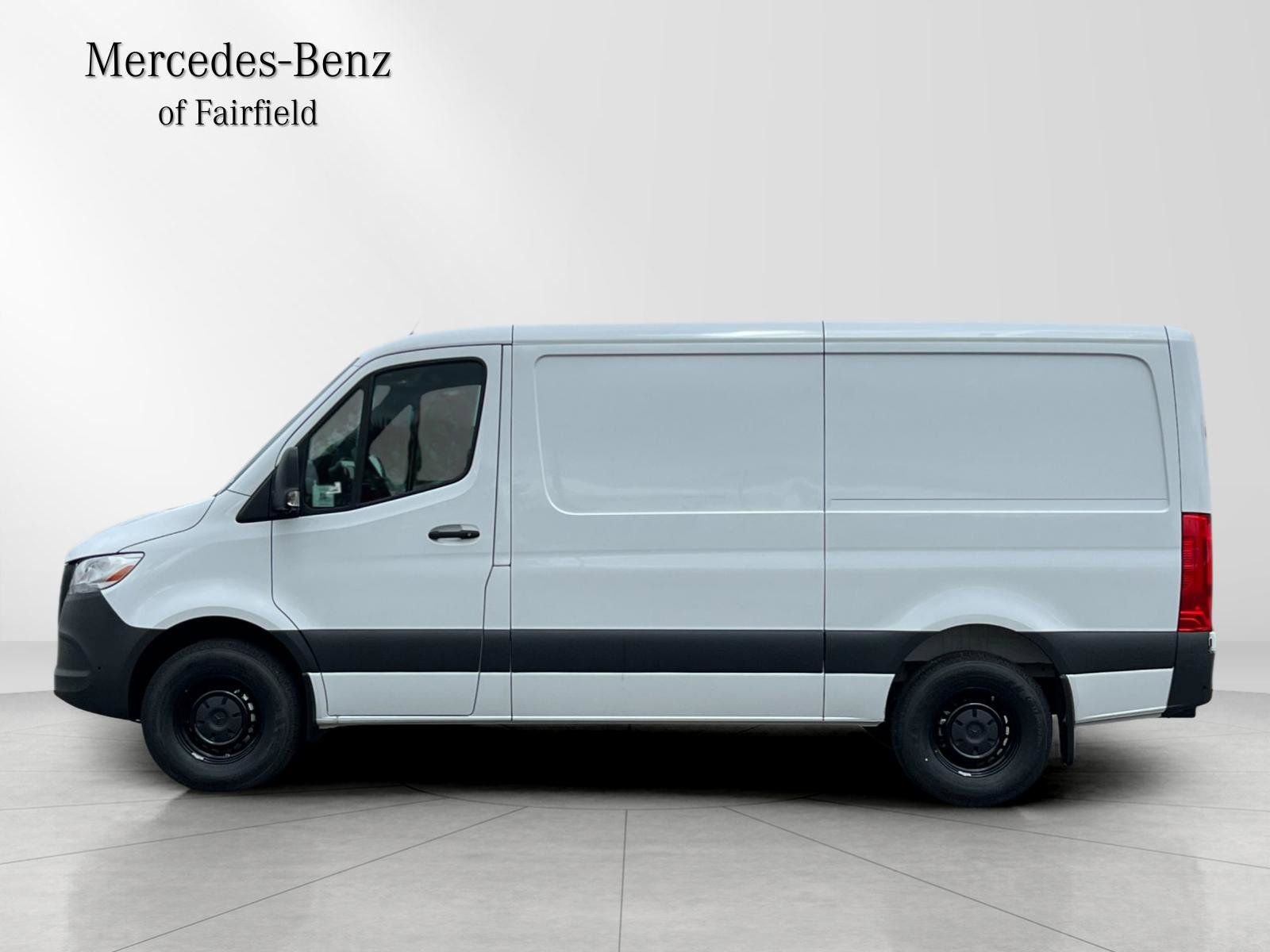 New 2026 Arctic White Mercedes-Benz Cargo 144 WB image 4