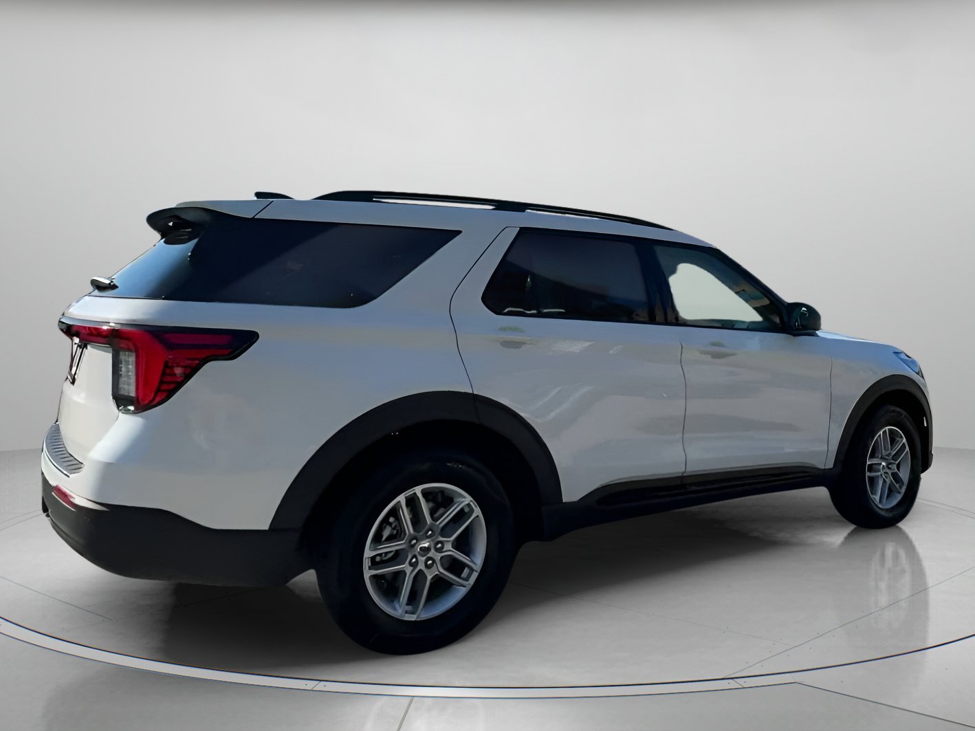 New 2026 Star White Metallic Tri-Coat Ford Active image 27