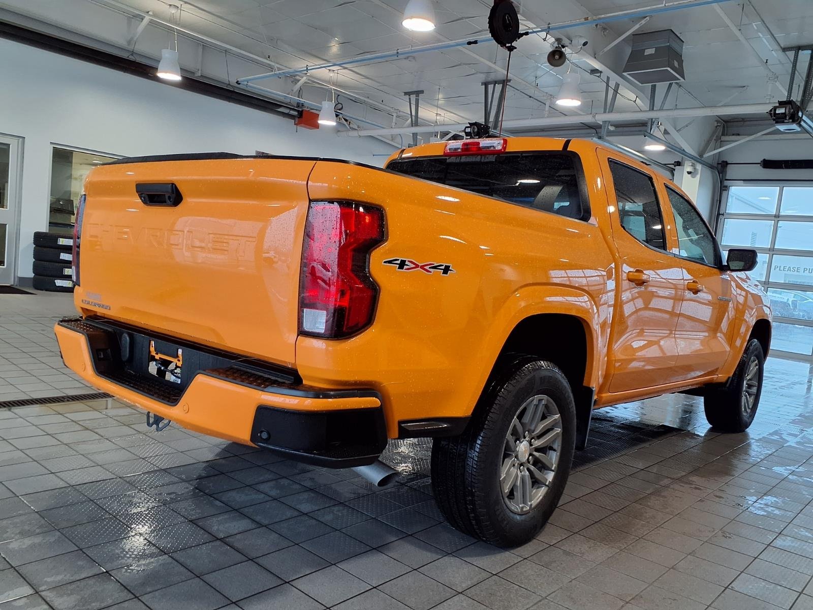Used 2025 Sunrise Orange Chevrolet WT/LT image 28