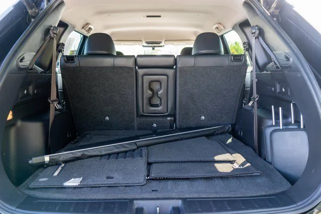 Used 2022 Black Mitsubishi  image 10