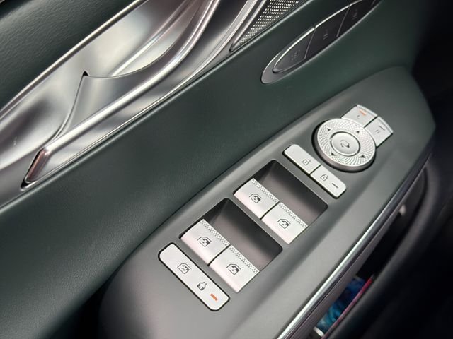2023 GENESIS GV70 Standard - Photo 15