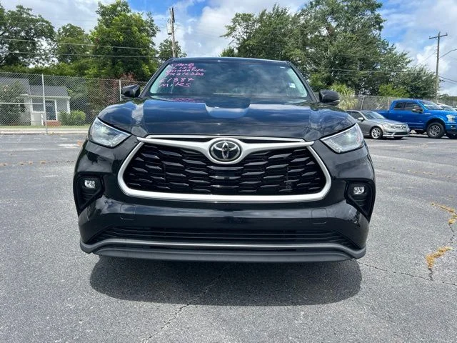 Used 2023 Black Toyota LE image 7