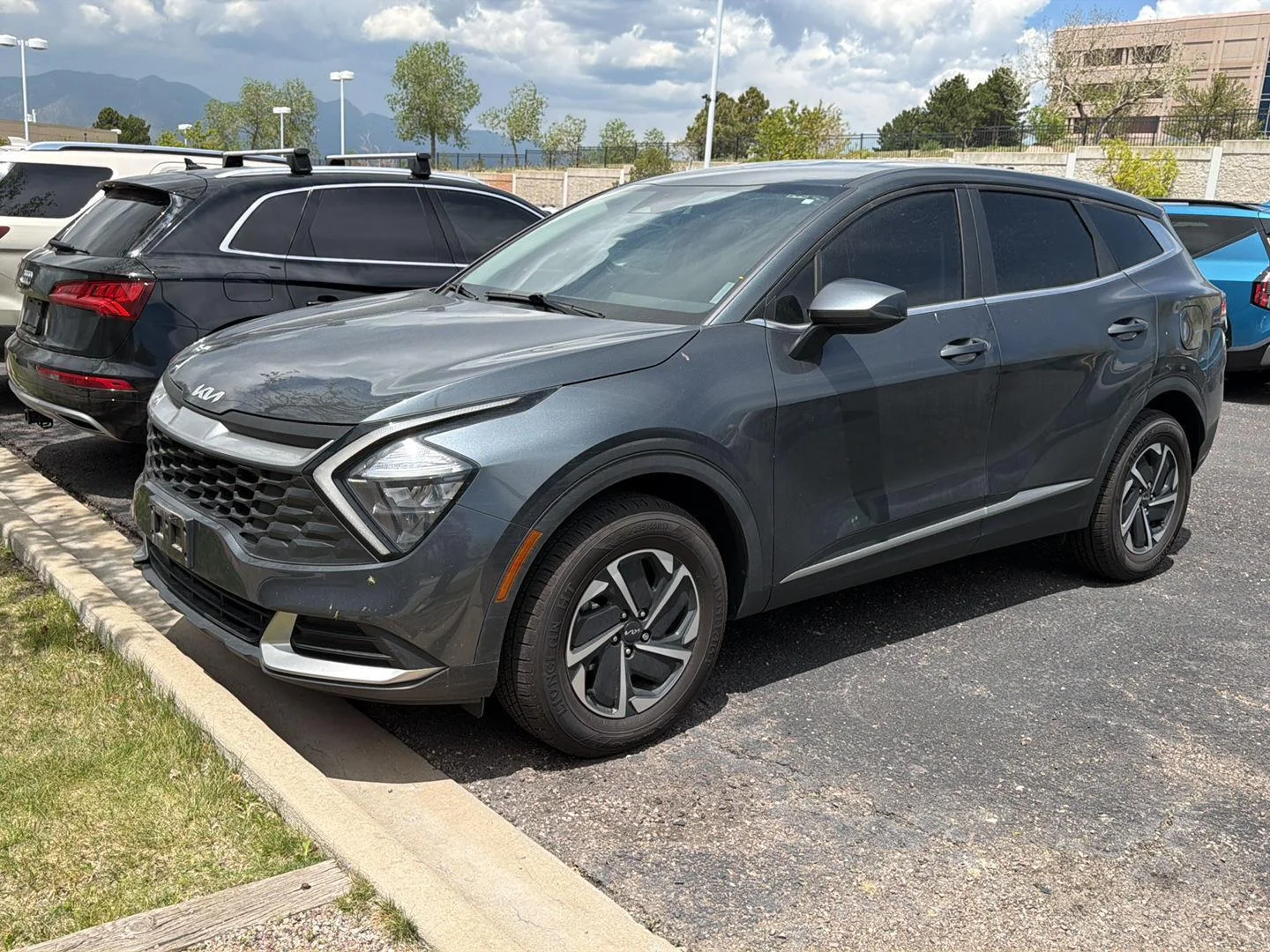 Used 2023 Gravity Gray Kia LX image 9