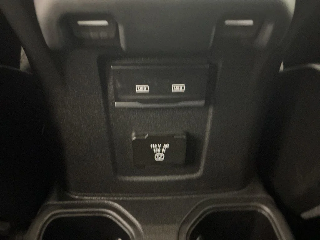 Used 2022 Green Jeep Unlimited Rubicon image 29