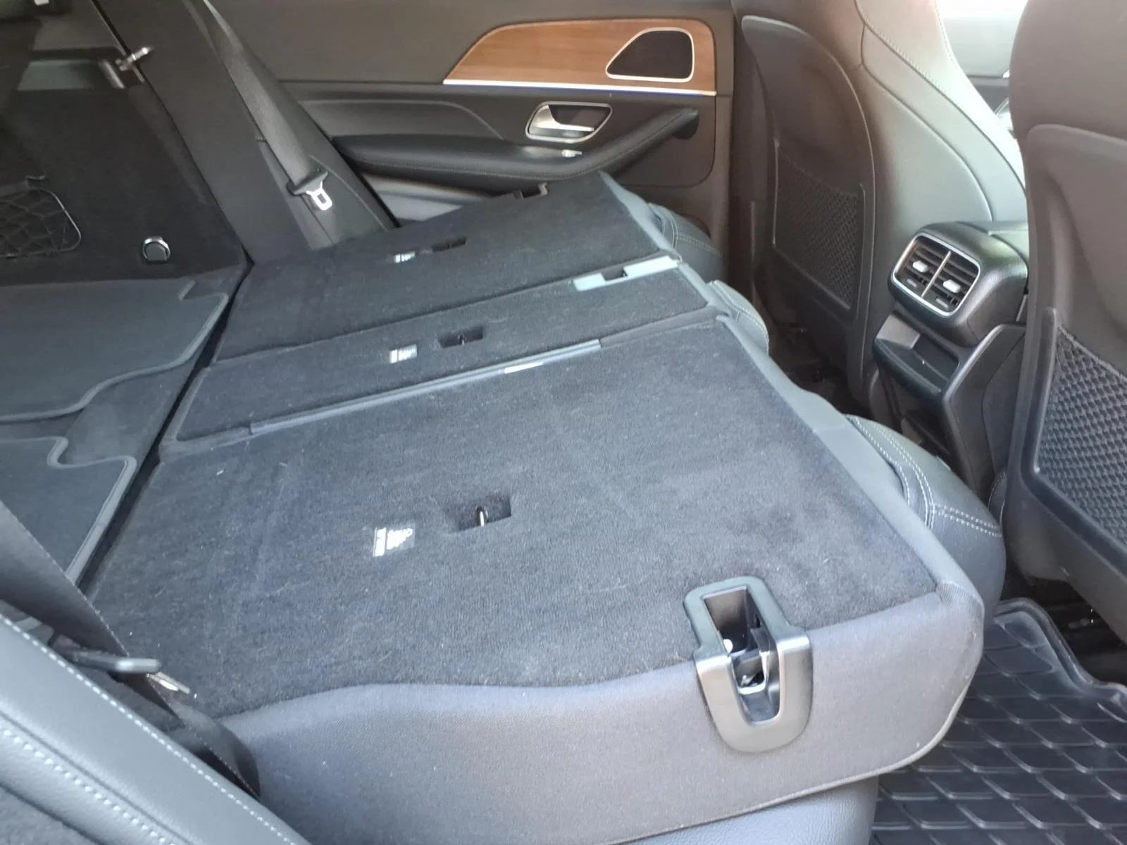 Certified Used 2025 Cirrus Silver Metallic Mercedes-Benz GLE 350 image 30