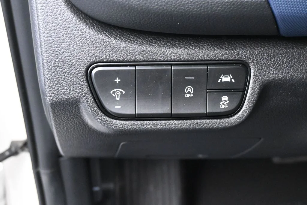 Used 2023 Clear White/Black Roof Kia S image 15