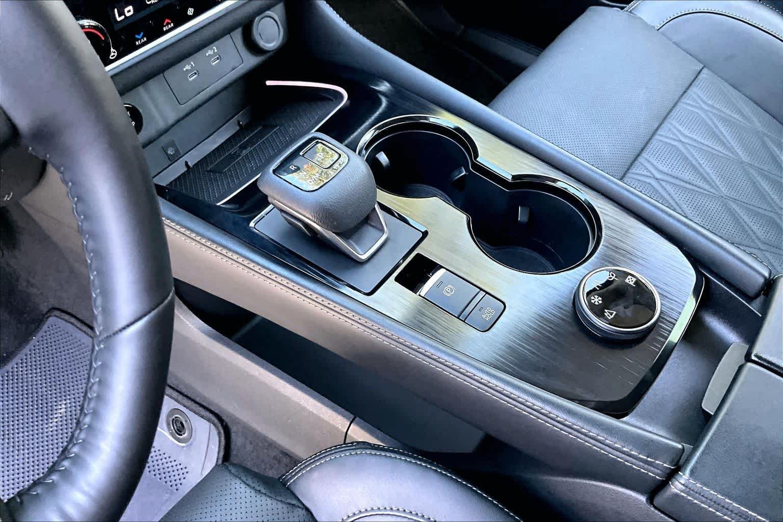 Certified Used 2025 Everest White Pearl Nissan Platinum image 17