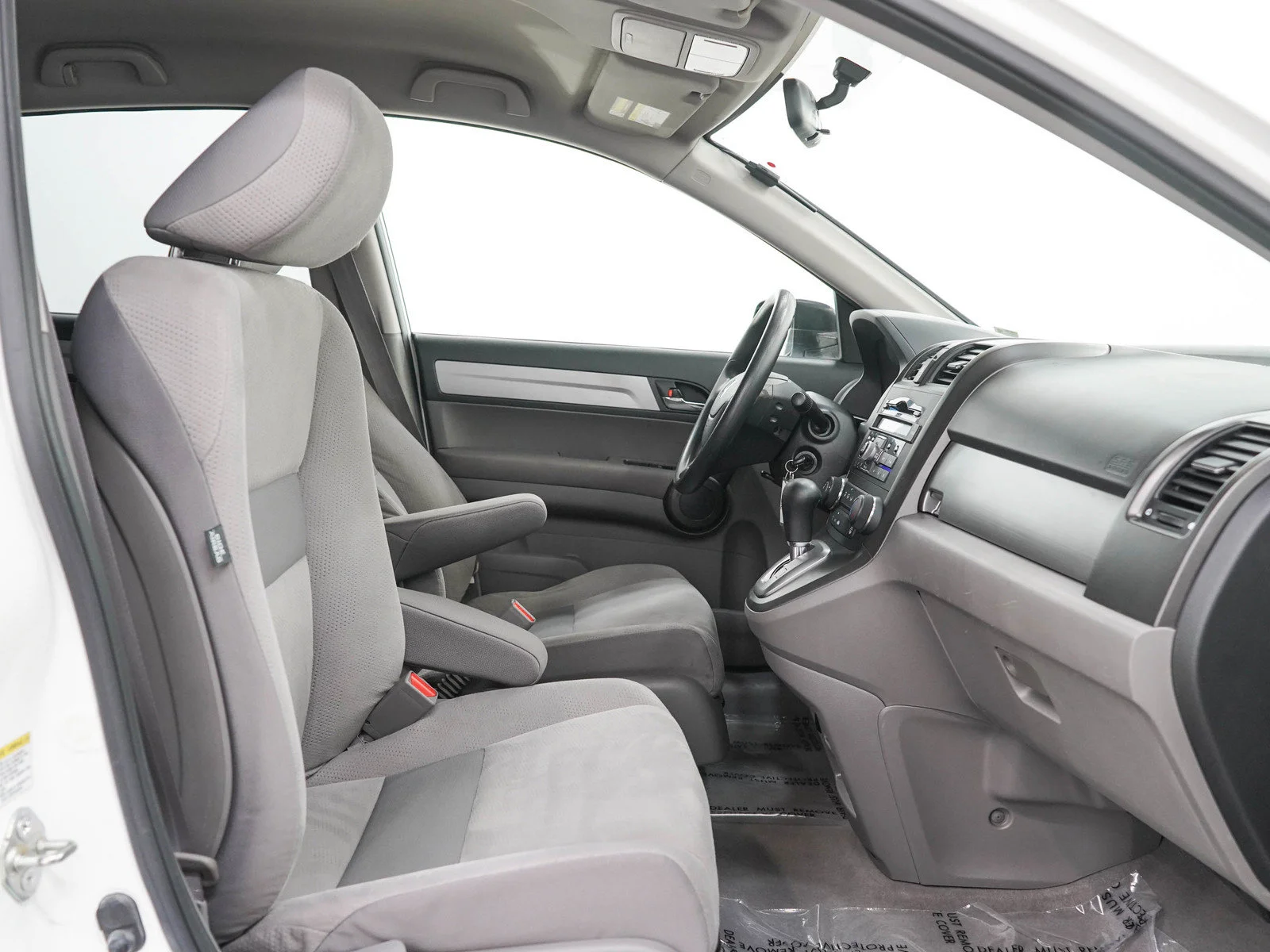 Used 2011 Taffeta White Honda SE image 12