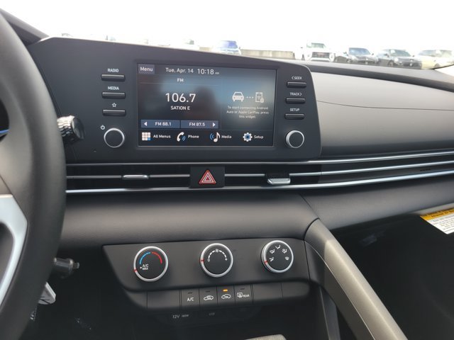 2026 Hyundai Elantra SE - Photo 16