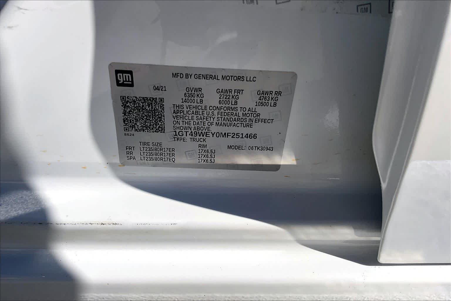 Used 2021 Summit White GMC Denali image 37