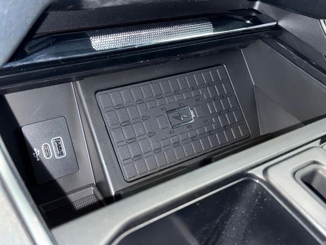 New 2026 Carbonized Gray Metallic Ford Platinum® image 97