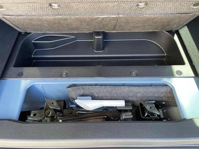 New 2025 Azure Gray Metallic Tri-Coat Ford Badlands® image 59