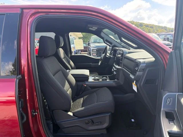 New 2026 Ruby Red Metallic Tinted Clearcoat Ford XLT image 37