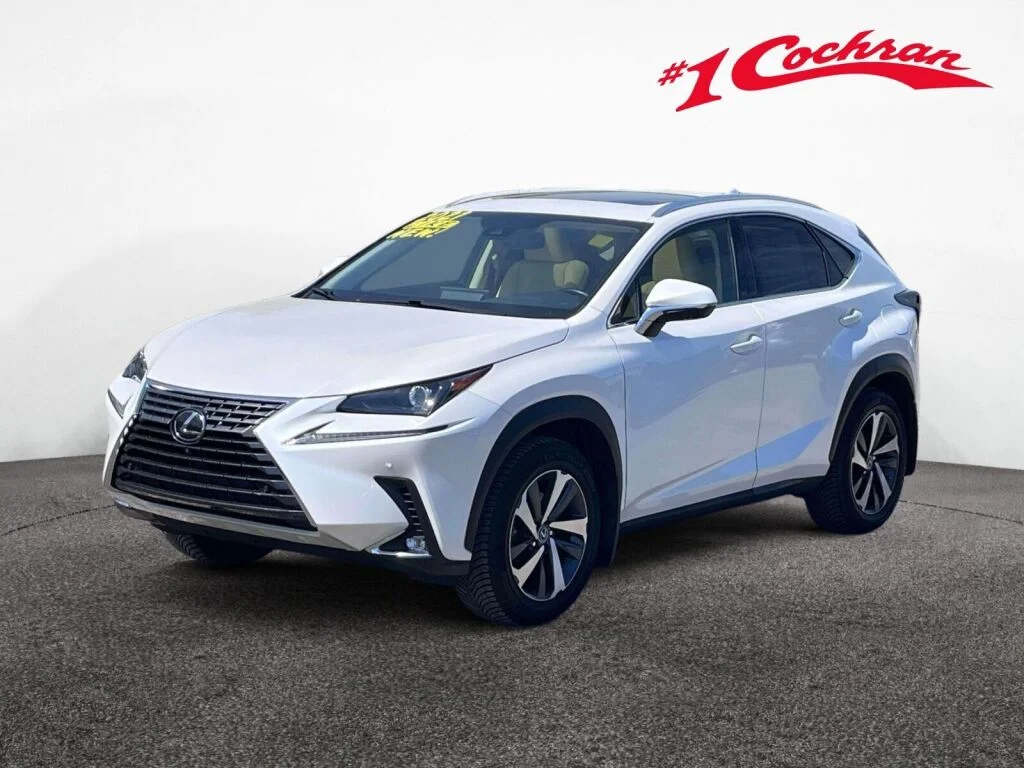 Used 2021 Eminent White Pearl Lexus  image 11