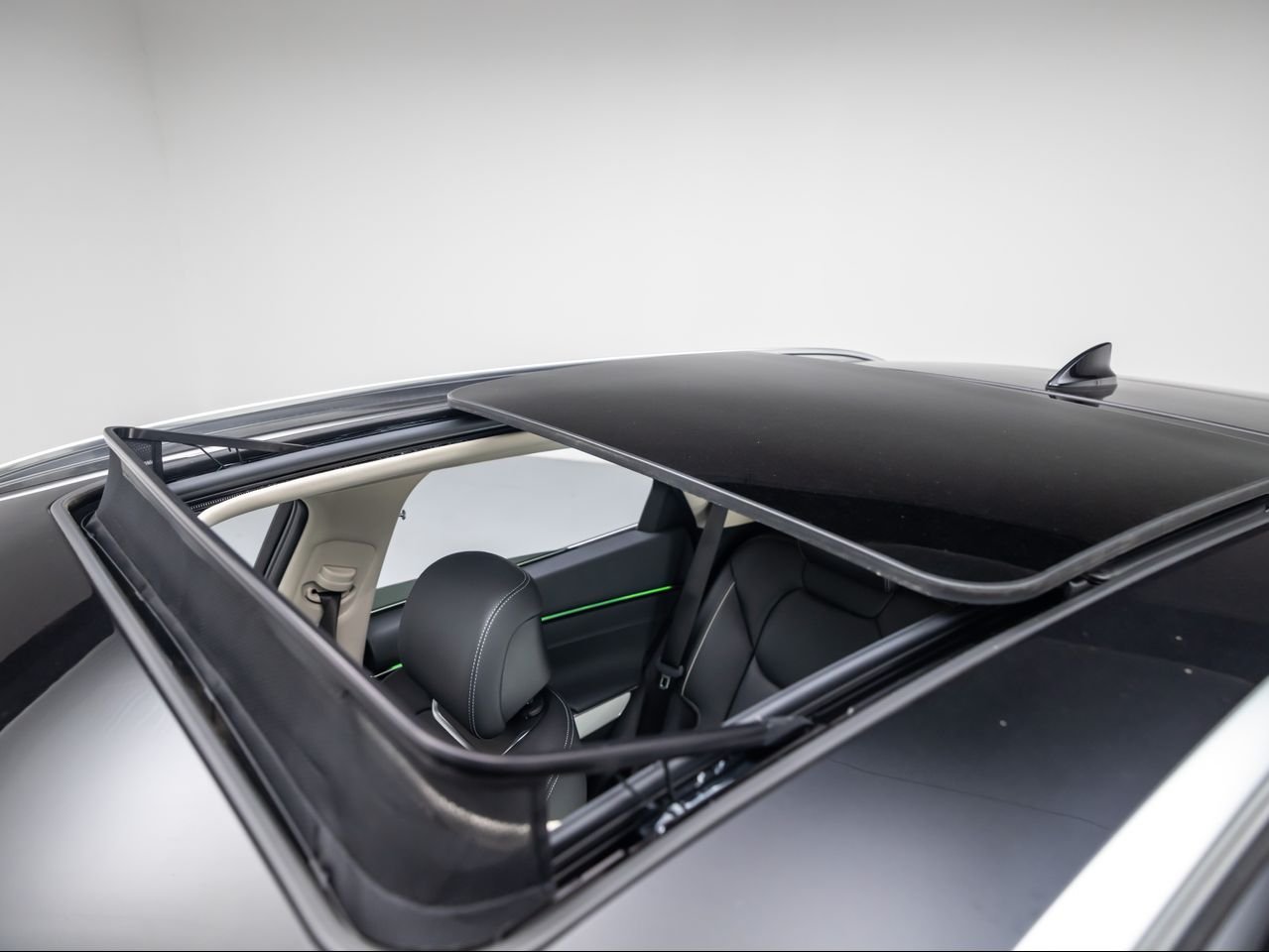 New 2026 Vik Black Genesis 2.5T ADVANCED image 17