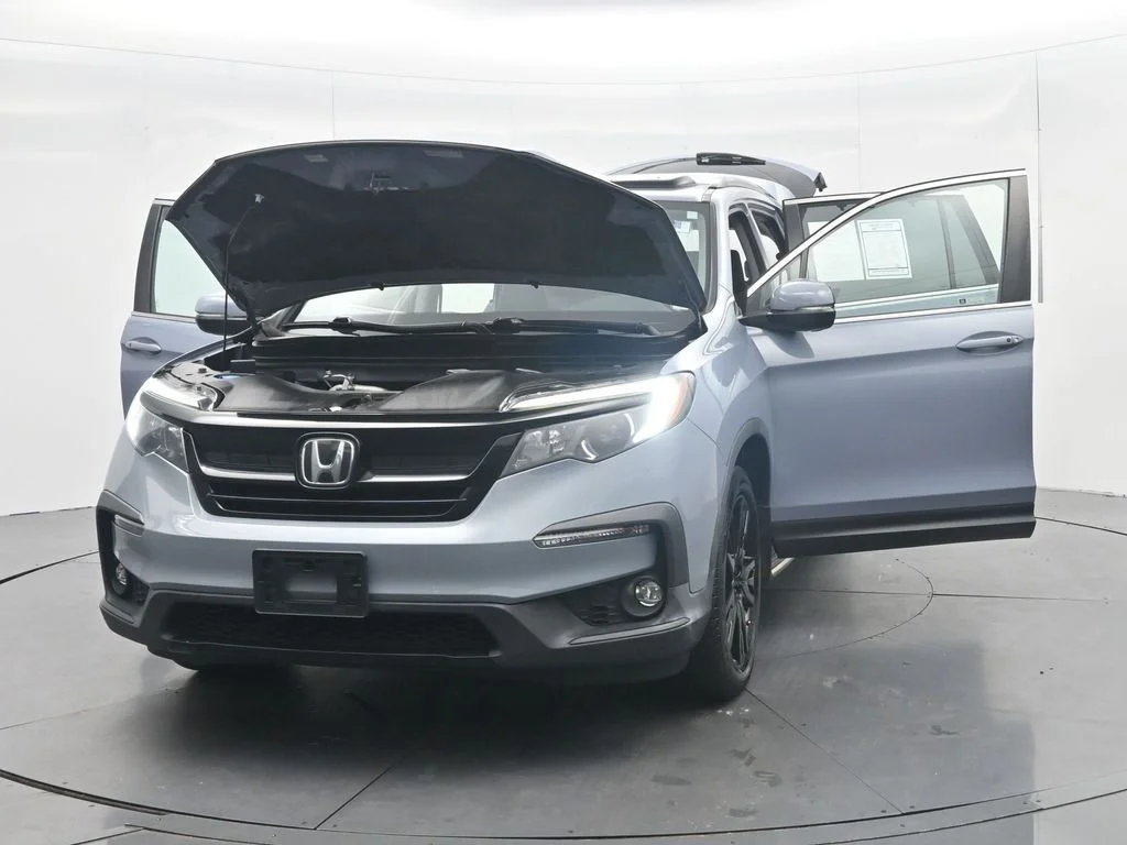 Certified Used 2022 Sonic Gray Pearl Honda Special Edition image 50