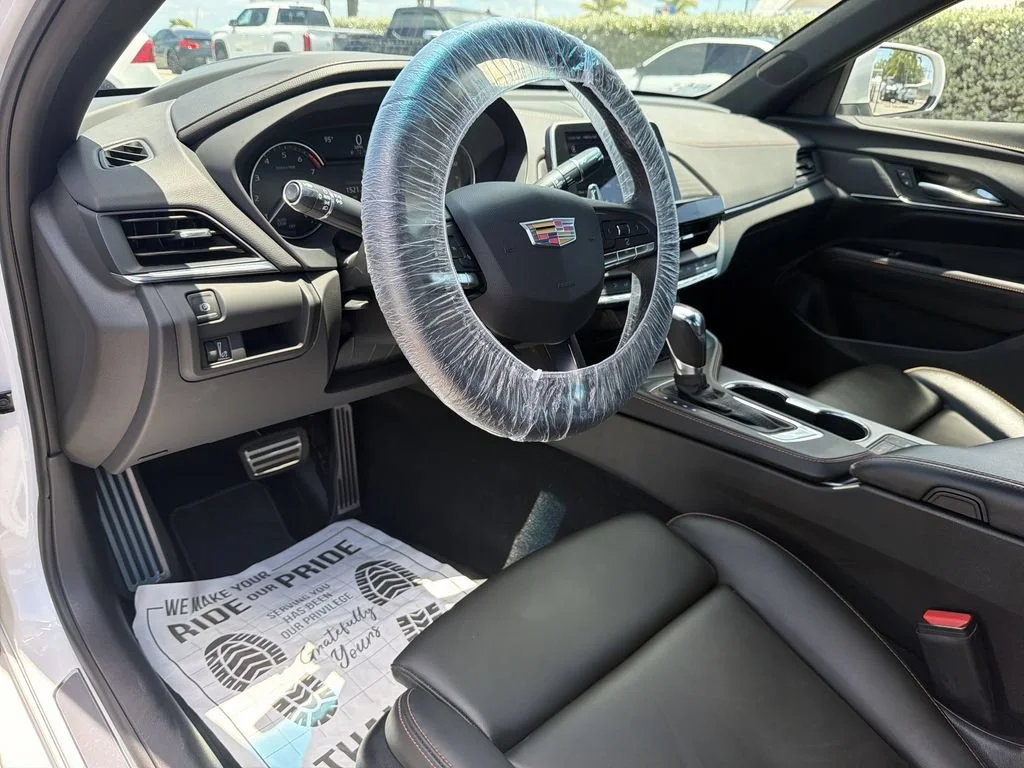 Used 2024 Crystal White Tricoat Cadillac Sport image 16