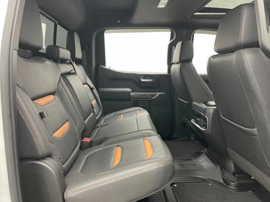Used 2022 Summit White GMC AT4 image 37