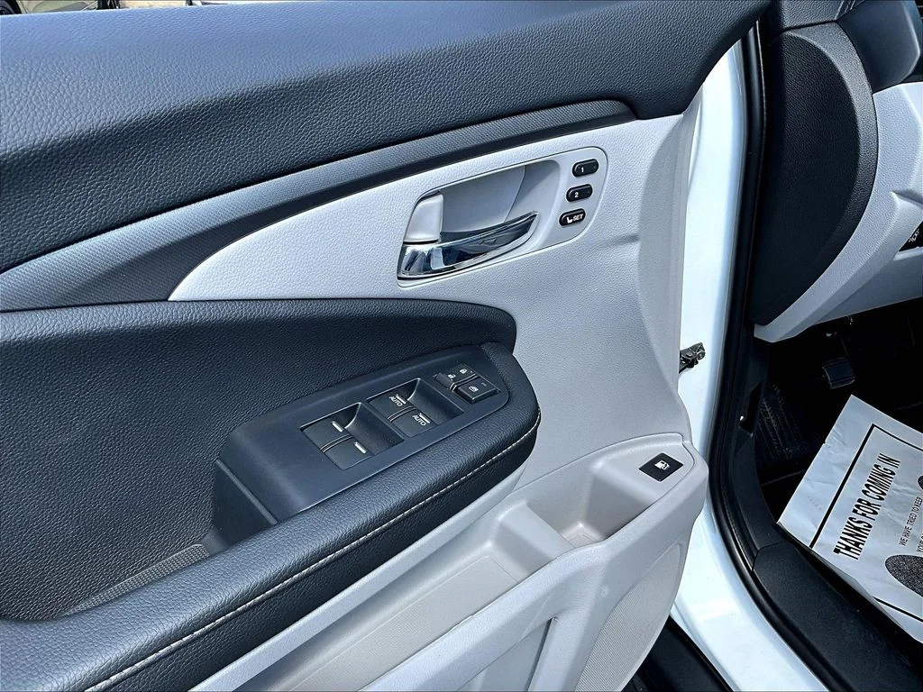 New 2026 Platinum White Pearl Honda RTL image 16